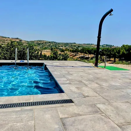 Cirasa Villa *